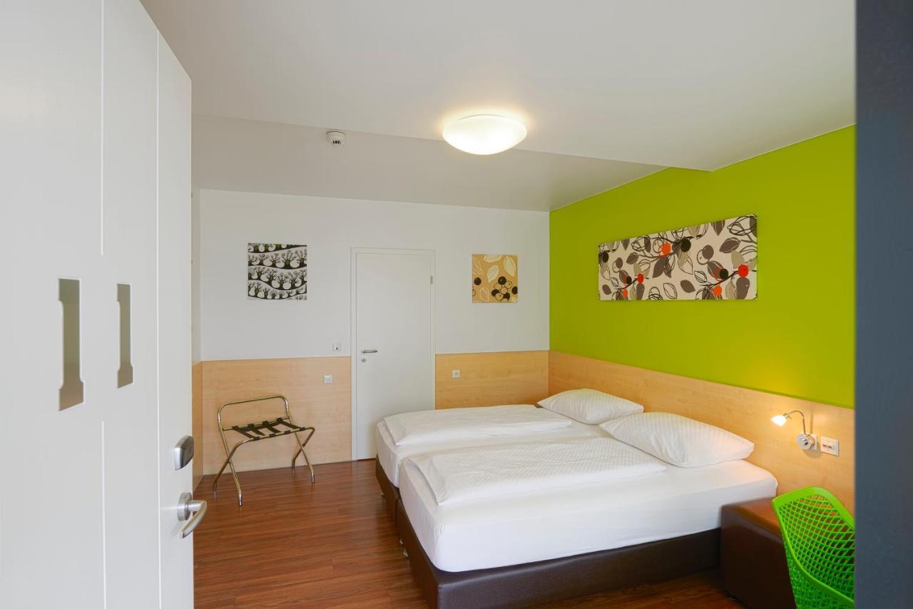City Motel Soest Bagian luar foto