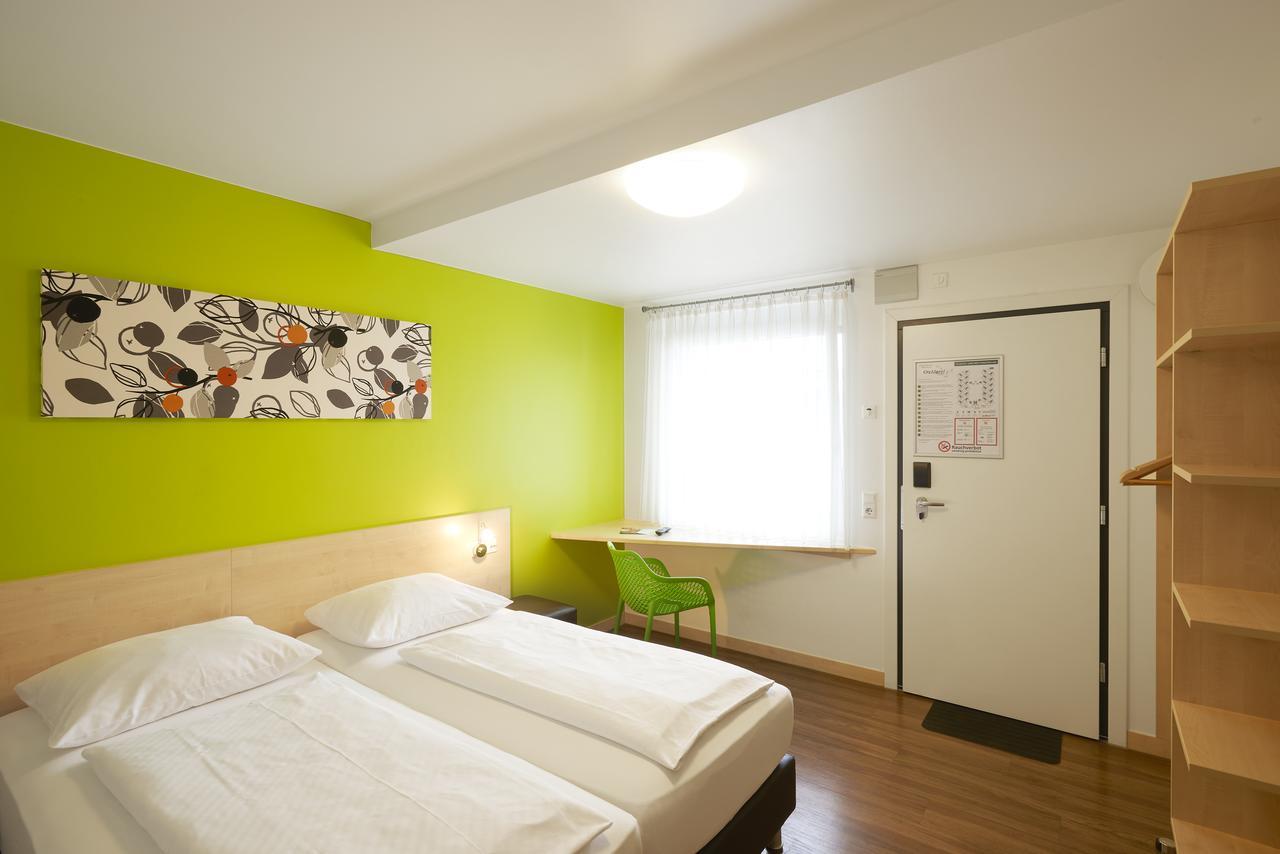 City Motel Soest Bagian luar foto