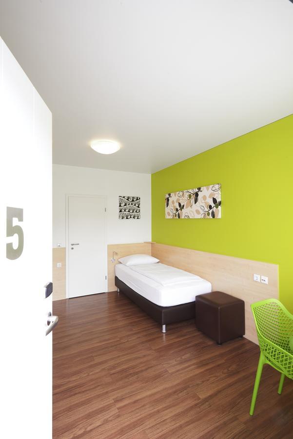 City Motel Soest Bagian luar foto
