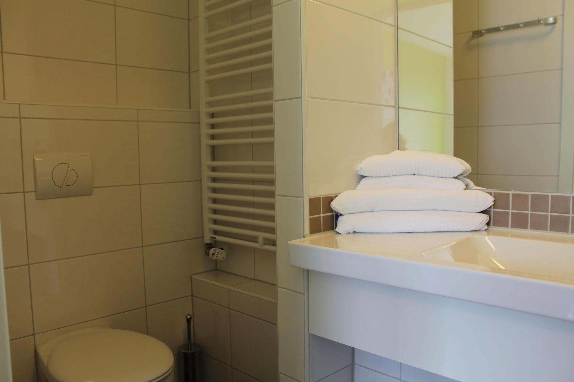 City Motel Soest Bagian luar foto