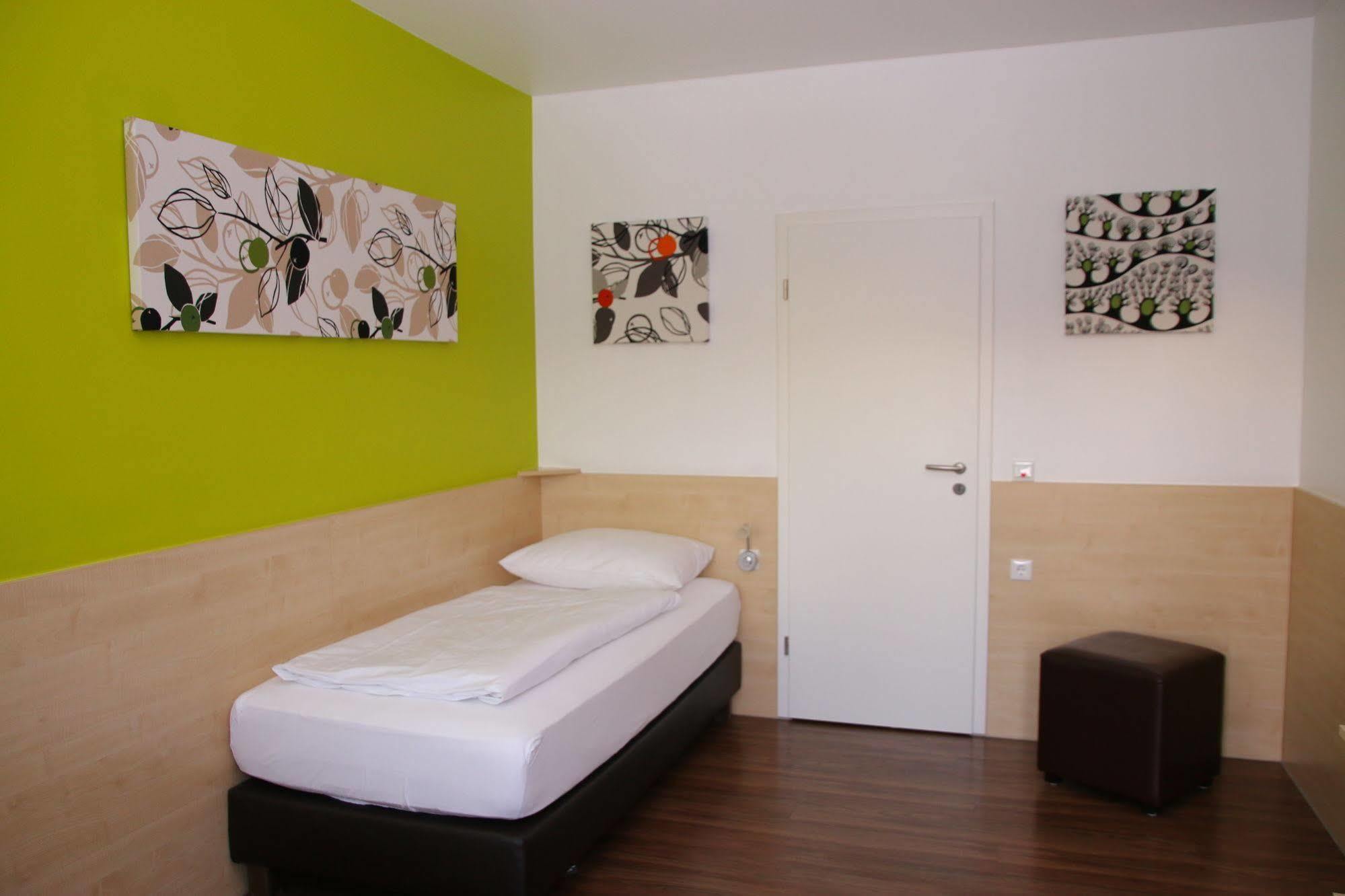 City Motel Soest Bagian luar foto